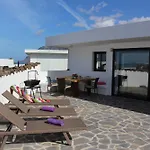 Daida's House - With Hot Whirlpool In * Famara