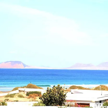Villa Daidas House With Hot Whirlpool In Famara