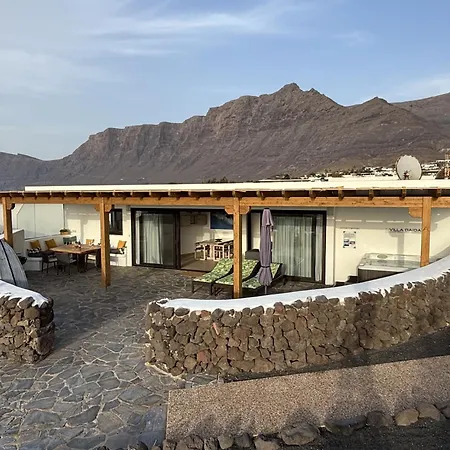 Daida's House - With Hot Whirlpool In * Famara