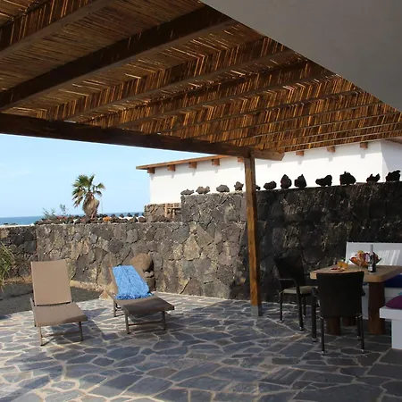 Villa Daidas House - With Hot Whirlpool In Famara