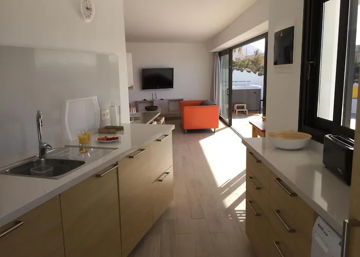 Daida's House - With Hot Whirlpool In * Famara